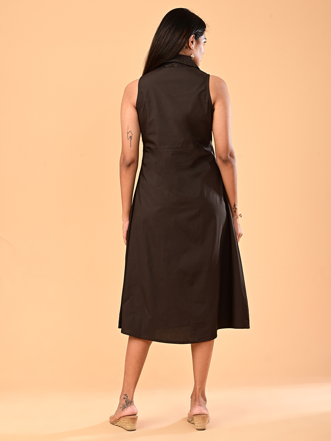Women’s Espresso Brown Sleeveless Collared Midi Dress