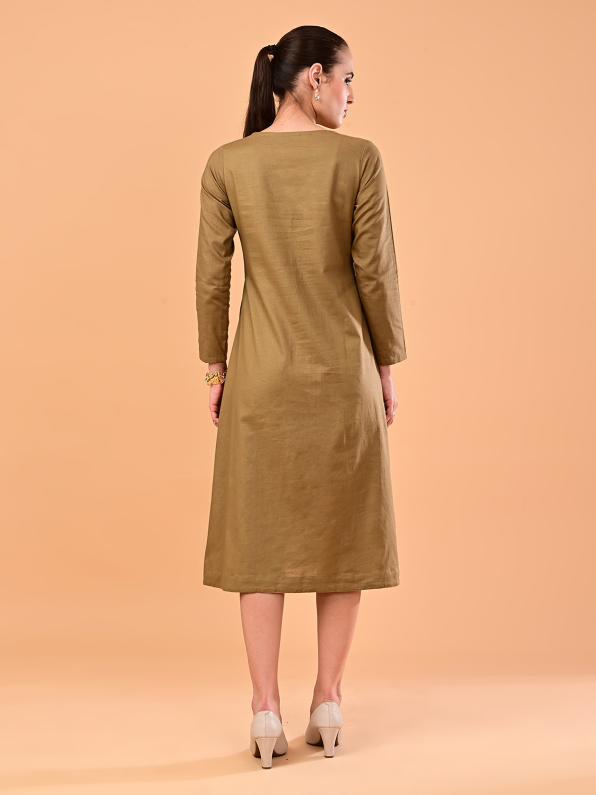 Women’s Golden Khaki Long Sleeve Tie-Waist Midi Dress