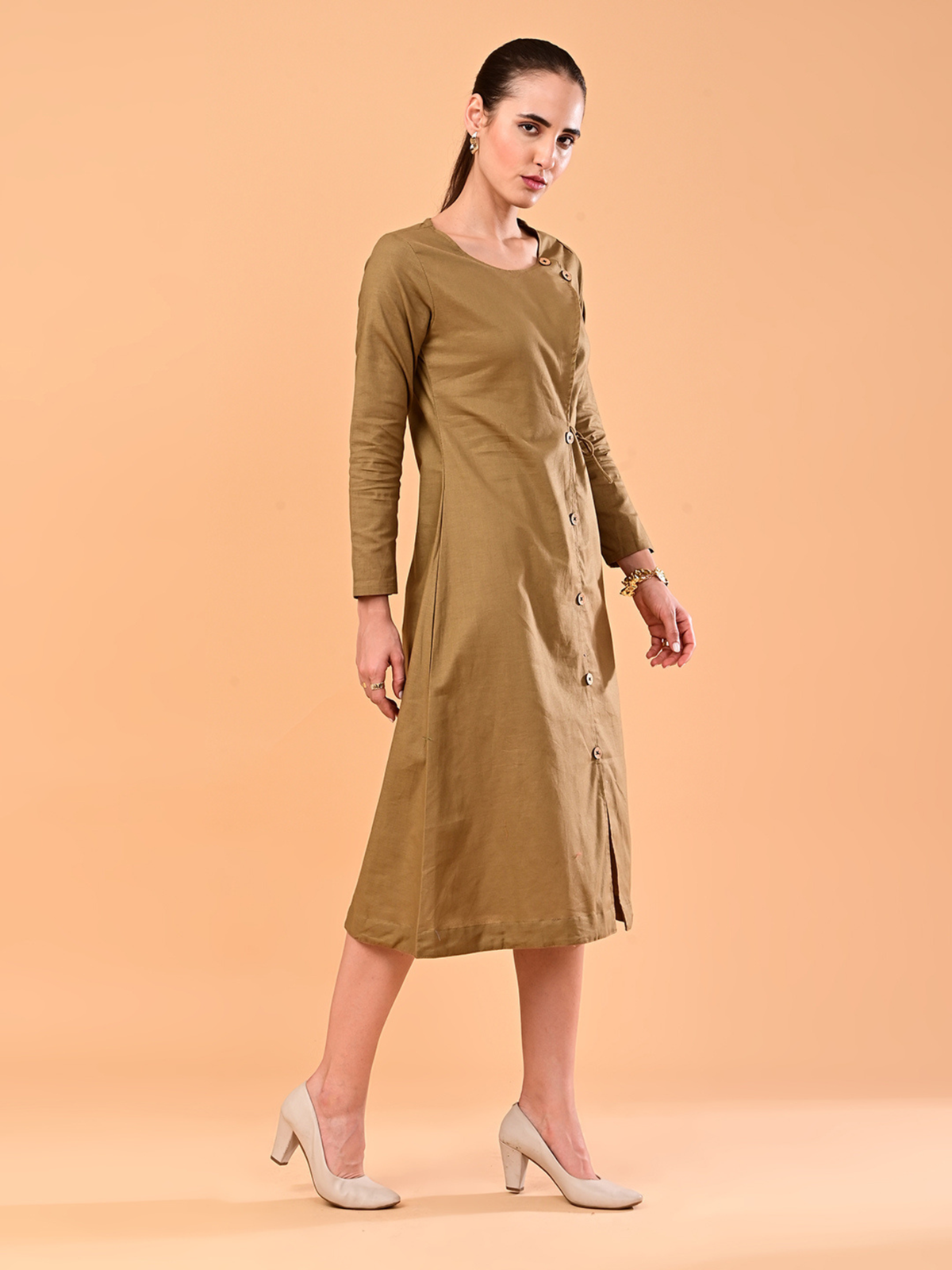 Women’s Golden Khaki Long Sleeve Tie-Waist Midi Dress