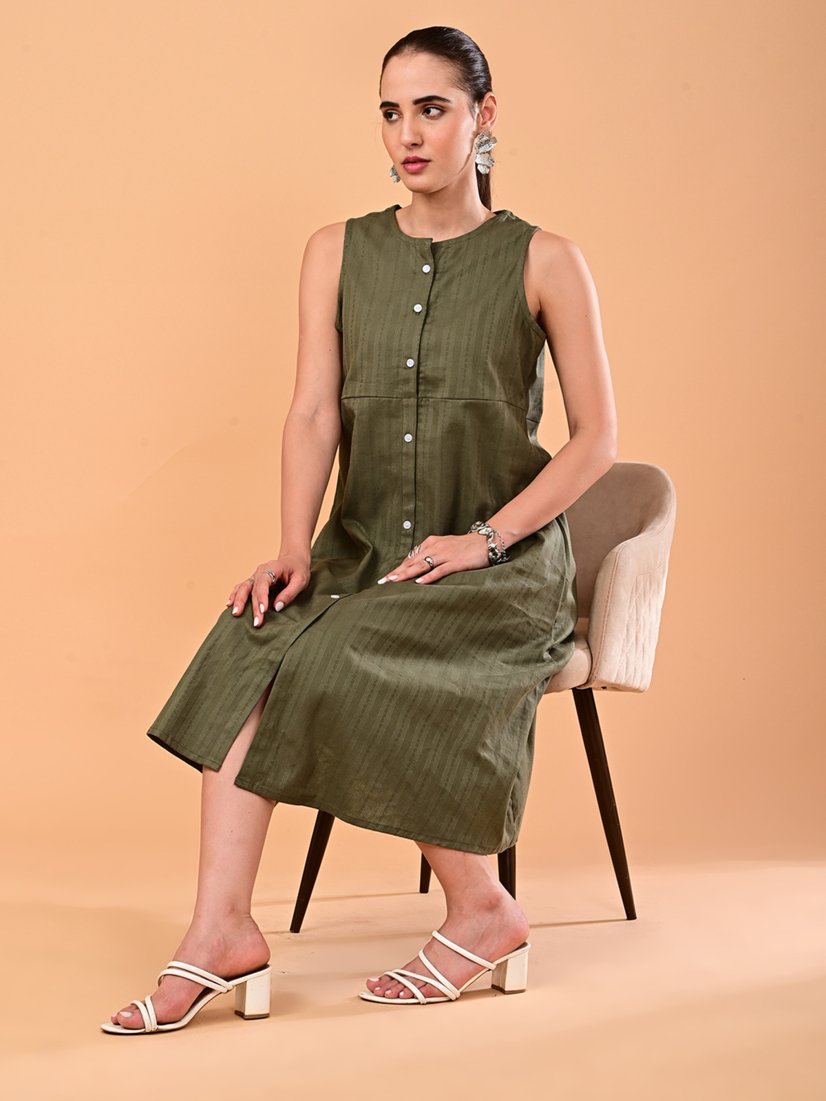 Women’s Olive Green Textured Sleeveless Midi Dress