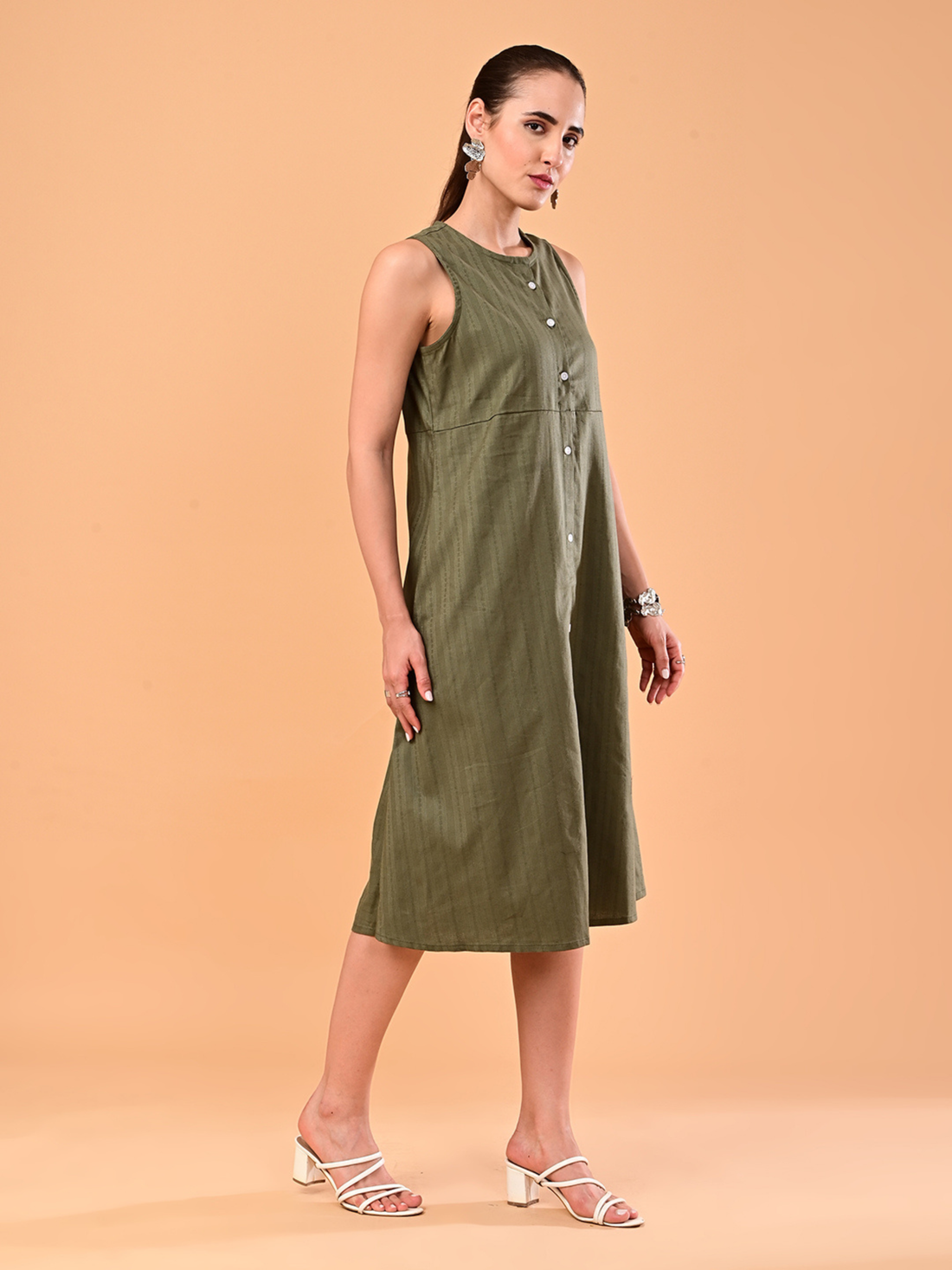 Women’s Olive Green Textured Sleeveless Midi Dress