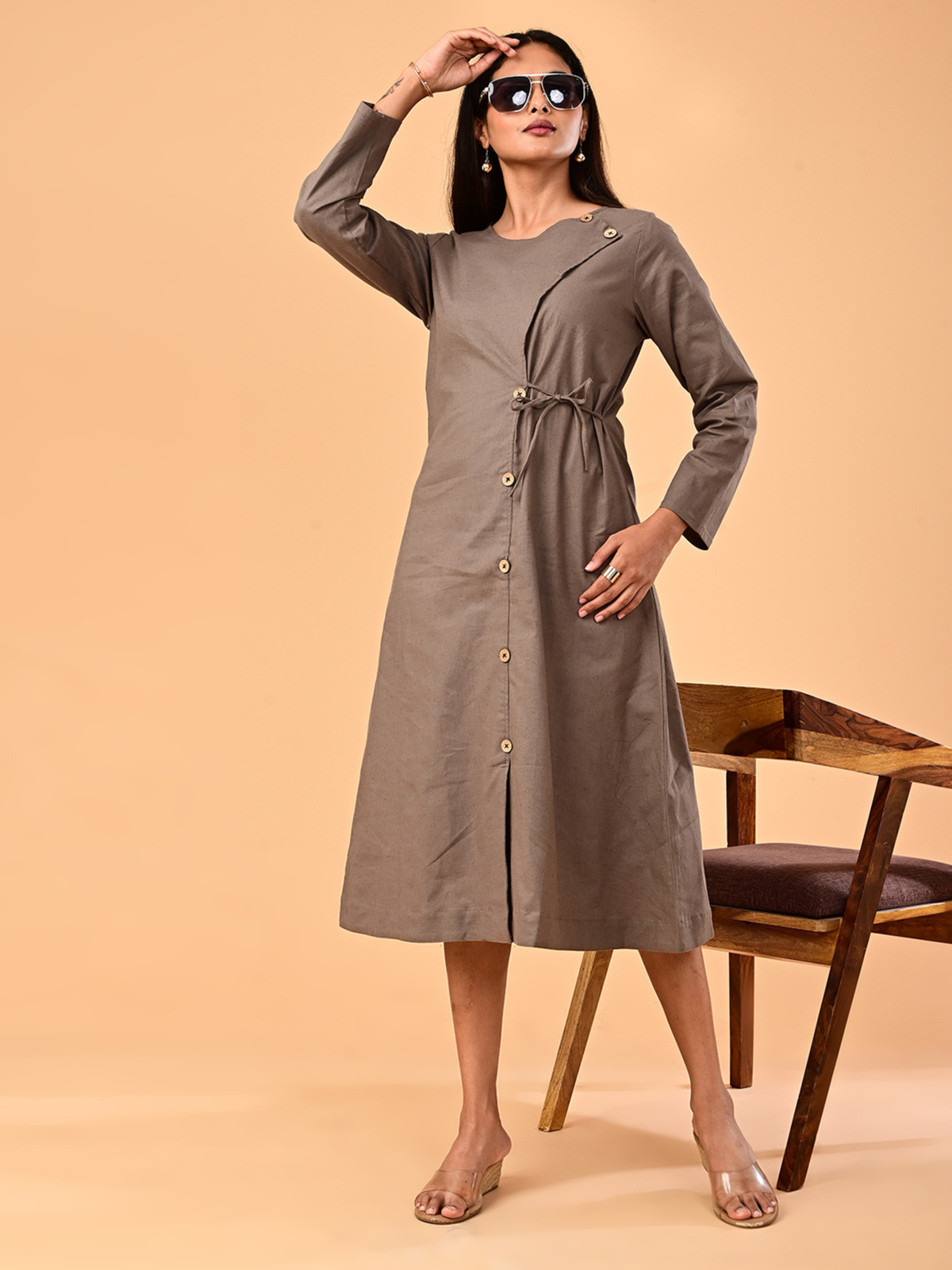 Women’s Taupe Brown Long-Sleeve Tie-Waist Midi Dress