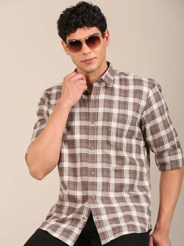 men slim fit check shirt brown full sleeve front