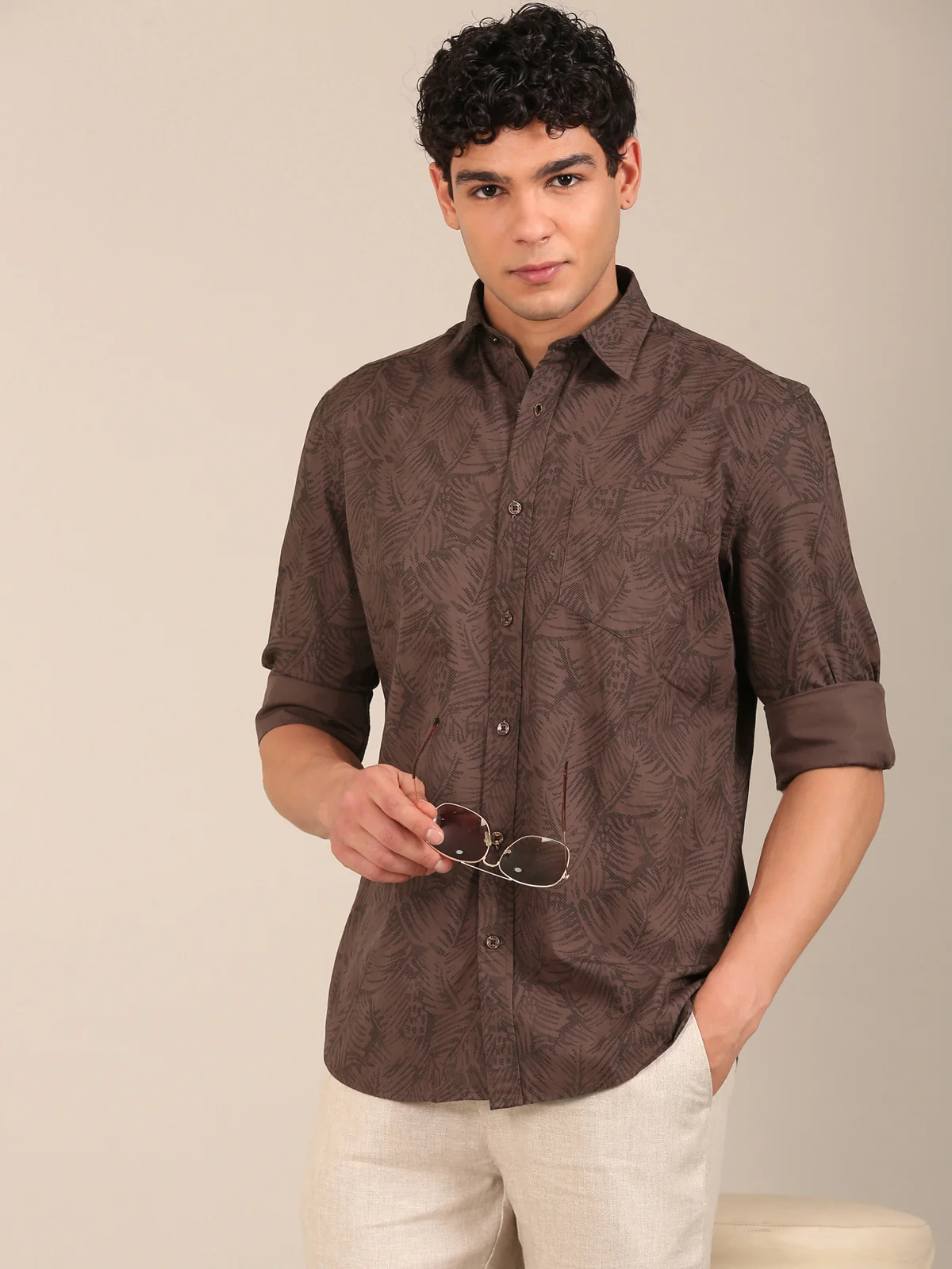 slim fit leaf printed shirt for men